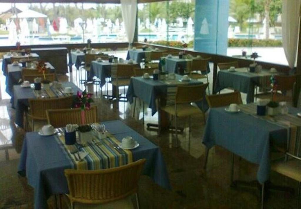 Porto Beach Resort - Marulhos ปอร์โต จิ กาลินญาส ภายนอก รูปภาพ